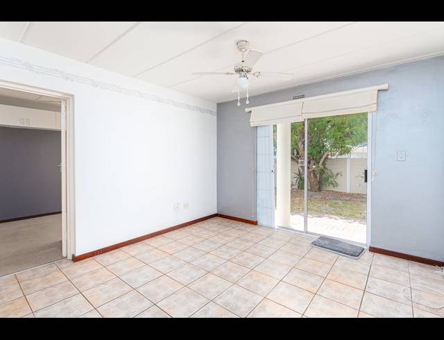 1 BEDROOM APARTMENT SOLD IN BLOUBERG SANDS